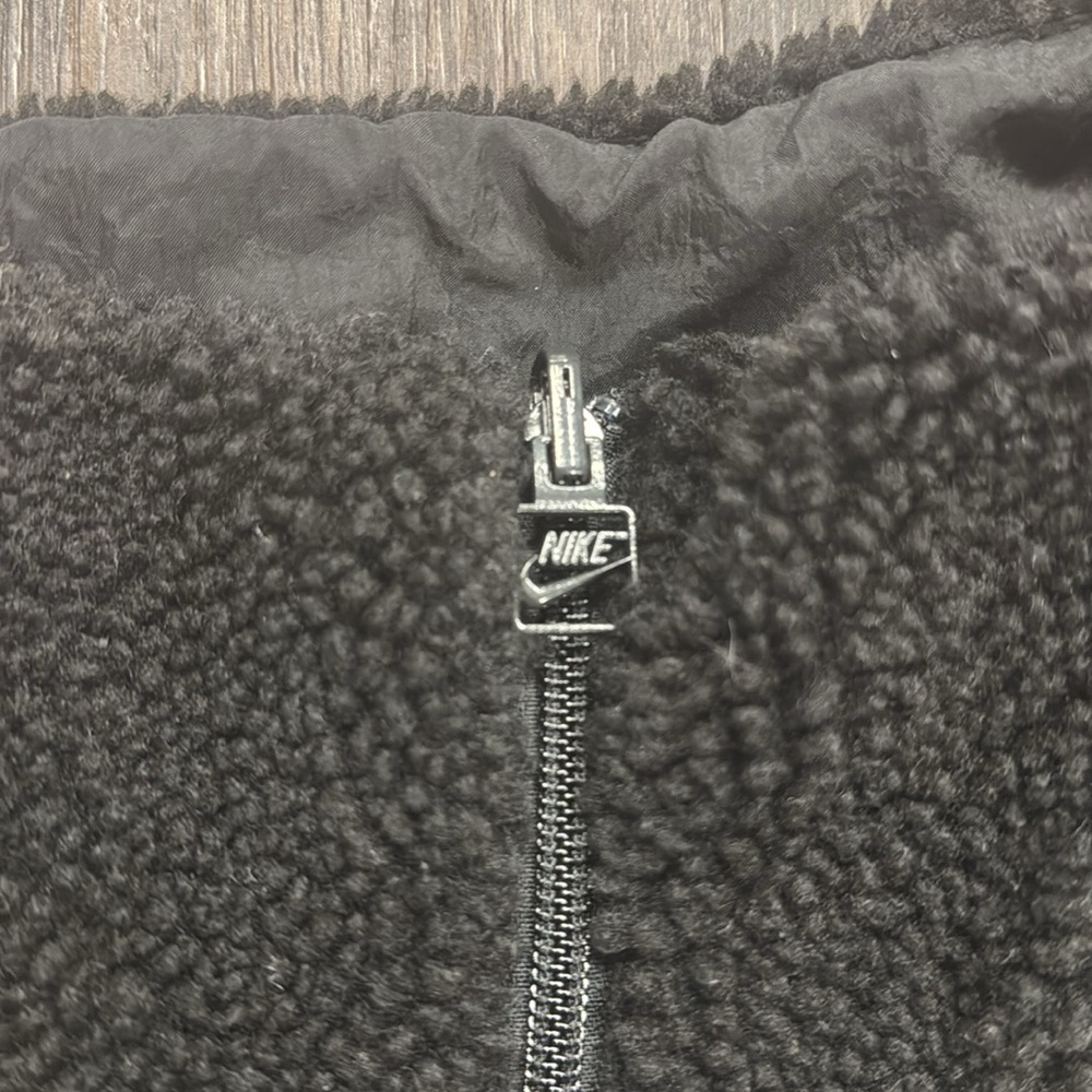 Nike Bog Swoosh Reversiblee Jacket - Picture 6 of 8